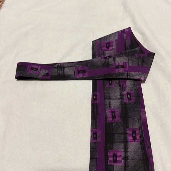 Manzoni purple/greys 100% silk necktie - Picture 3 of 5